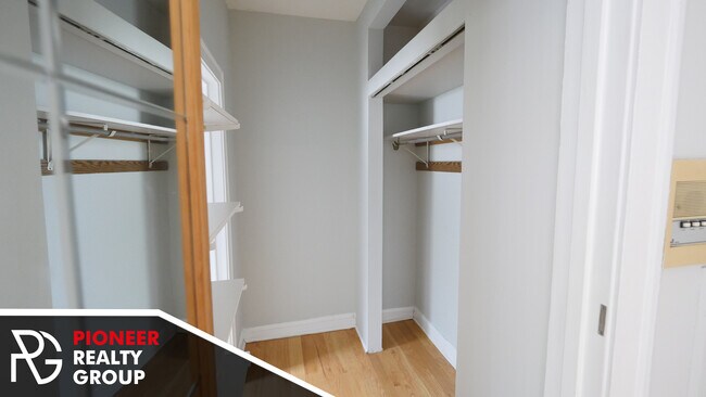 Foto del edificio - 2825 N Burling St