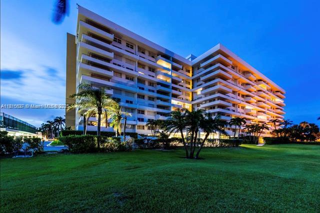 Foto del edificio - 177 Ocean Lane Dr