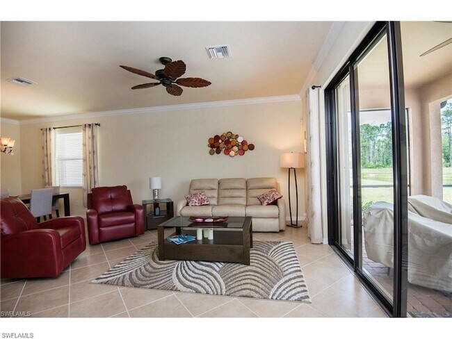 Foto del edificio - 11083 Cherry Laurel Dr