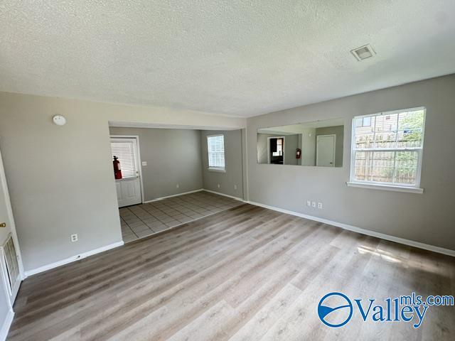 Foto del edificio - 2713 Clayton Dr NW