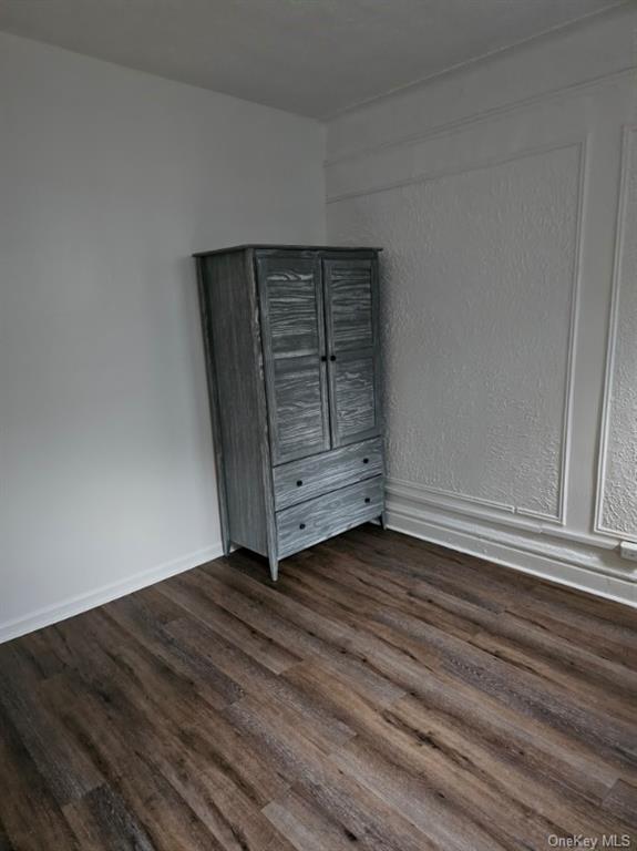 Foto del edificio - 91 E 208th St