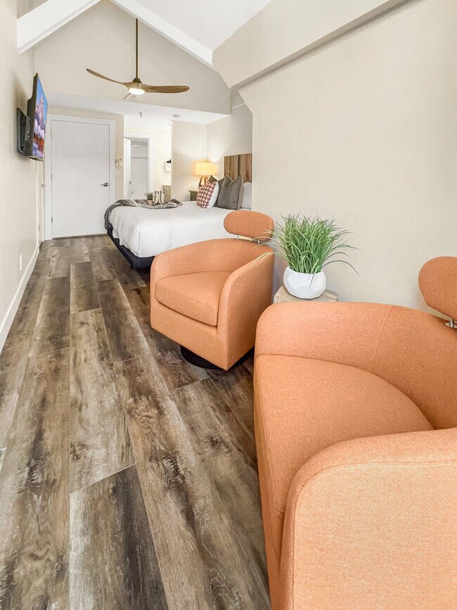 Foto del edificio - 1385 Lowell Ave