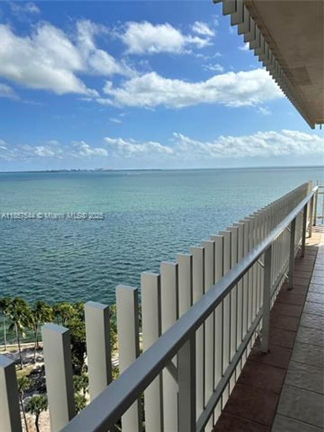 Photo - 2 Grove Isle Dr Apartment