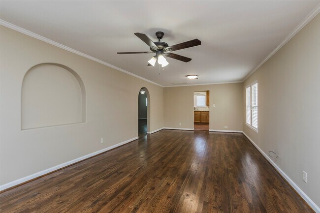 Foto del edificio - 730 E 8th St