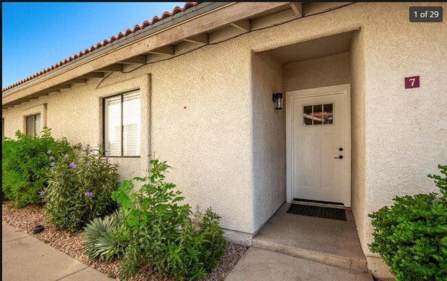 Photo - 4135 N 17th St Apartment