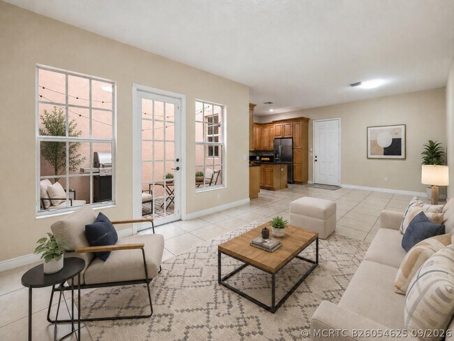 Building Photo - 810 NW 83rd Ln