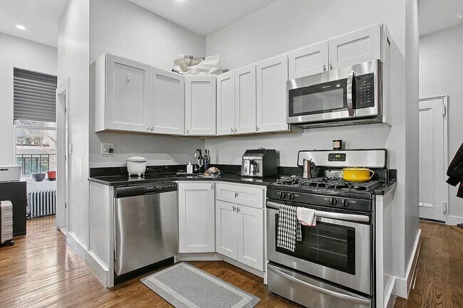 Foto del edificio - 258 Halsey St