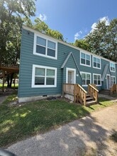Building Photo - 1226 School St