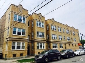 Building Photo - 3133 W Lawrence Ave