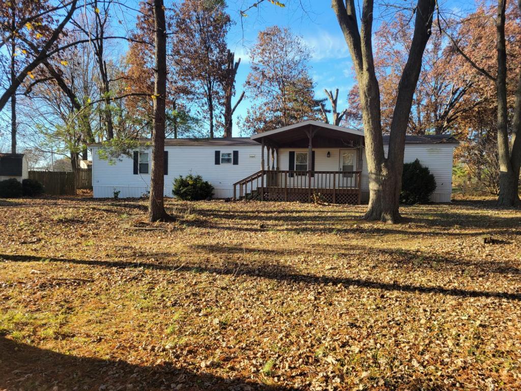 Primary Photo - 2127 County Road 855 N