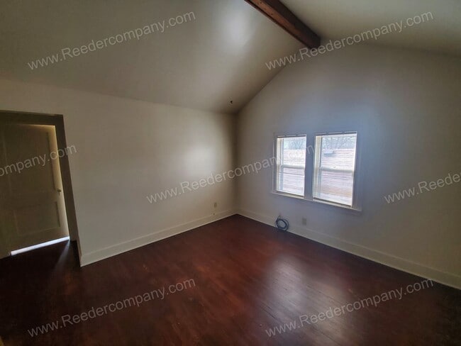 Foto del edificio - 7334 Jackson Ave