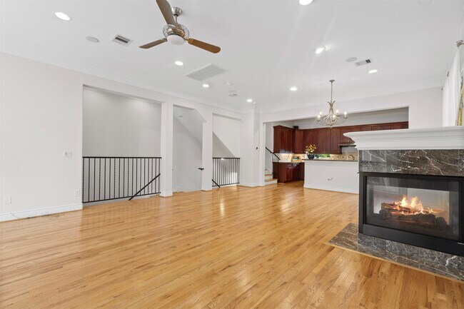 Foto del edificio - 5518 Crooms St