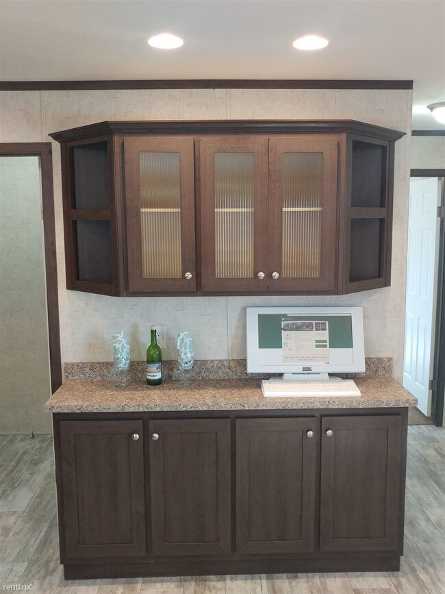 Foto del edificio - 3 br, 2 bath House - 25 Berry Ln