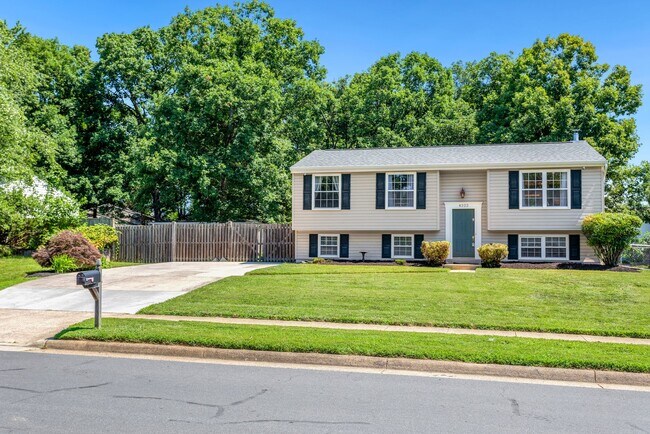 Building Photo - 4522 Cub Run Rd