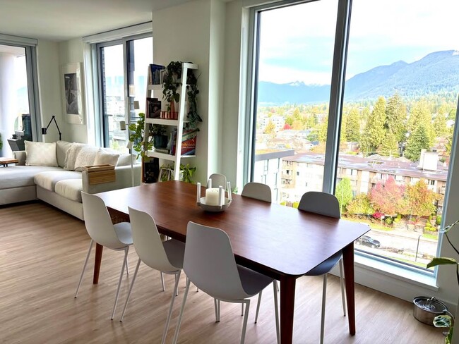 Photo du bâtiment - 252 15th St E