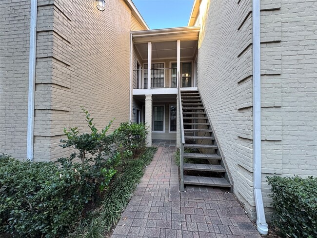 Foto del edificio - 2700 Revere St