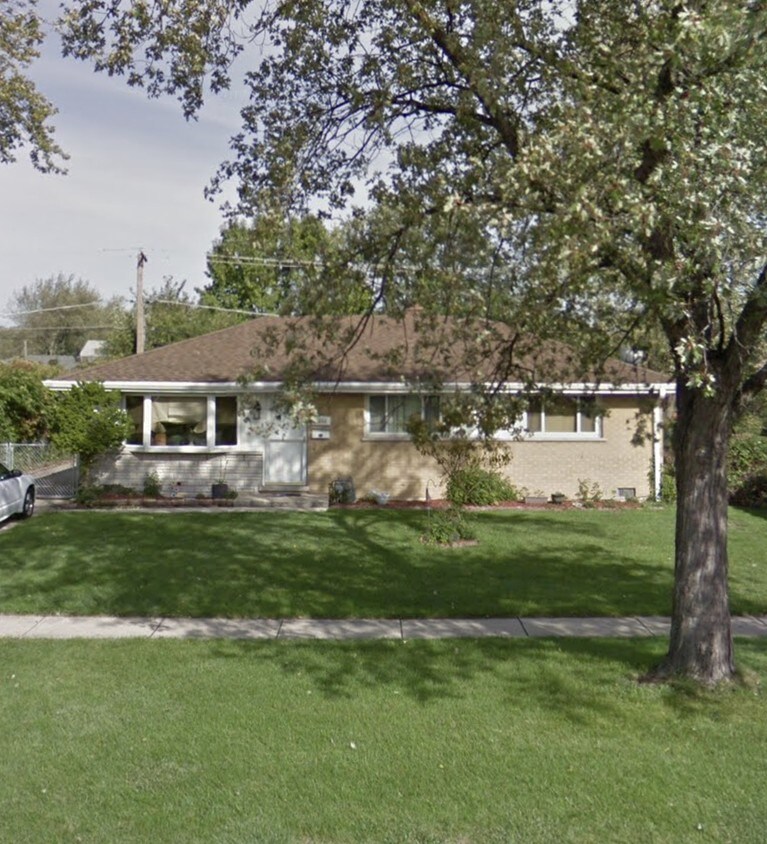 6856 W 91st St, Bridgeview, IL 60455 House Rental in Bridgeview, IL