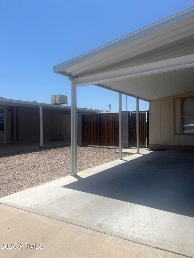 Building Photo - 8601 N 103rd Ave