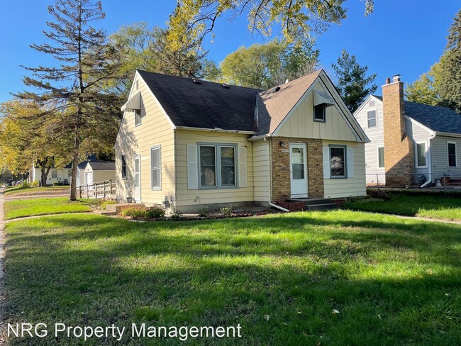 Building Photo - 3 br, 2 bath House - 7244 2nd Ave S