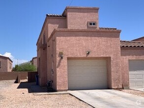 Building Photo - 442 Rexford Dr