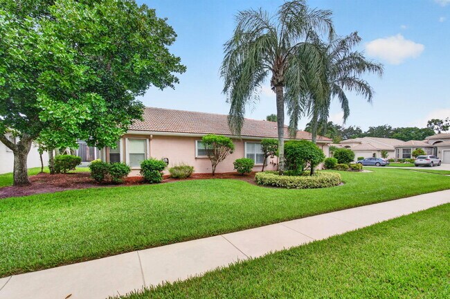 Foto del edificio - 9895 Tallyrand Dr