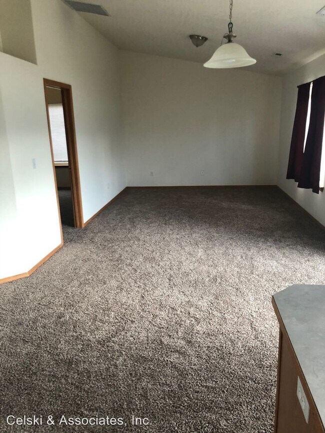 Building Photo - 3 br, 2 bath House - 7820 Three Rivers