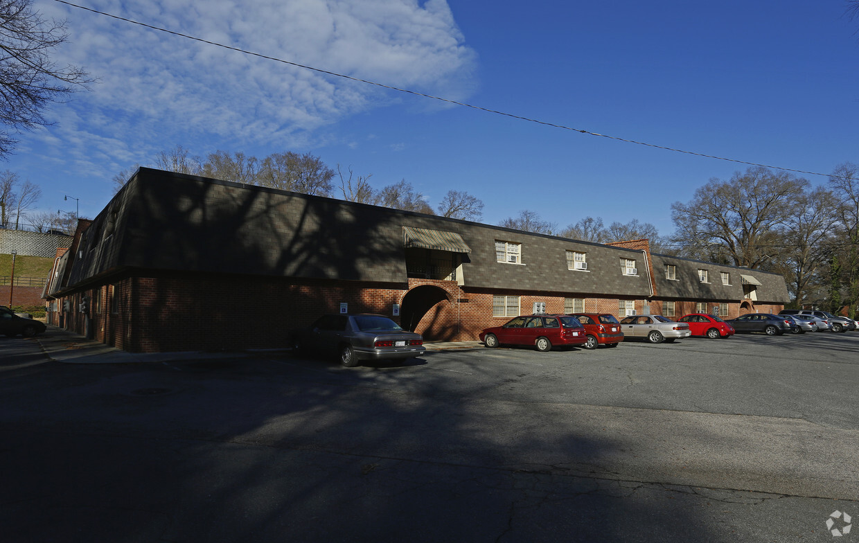 Primary Photo - Washington Square Apartments