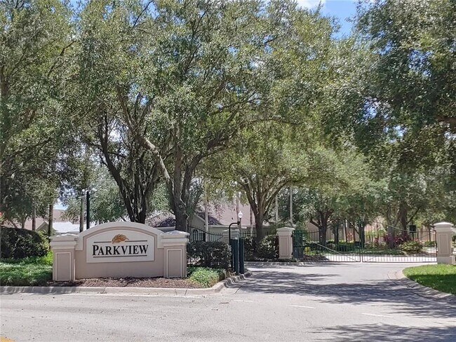 Foto del edificio - 10215 Evergreen Hill Dr