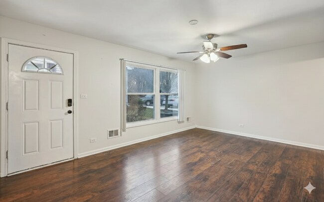 Foto del edificio - 1945 Hancock Dr