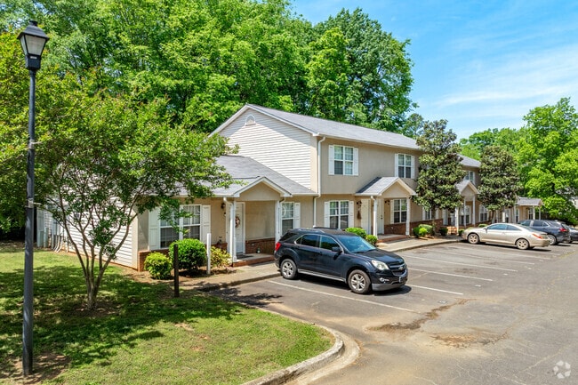 Building Photo - East Gate Villas