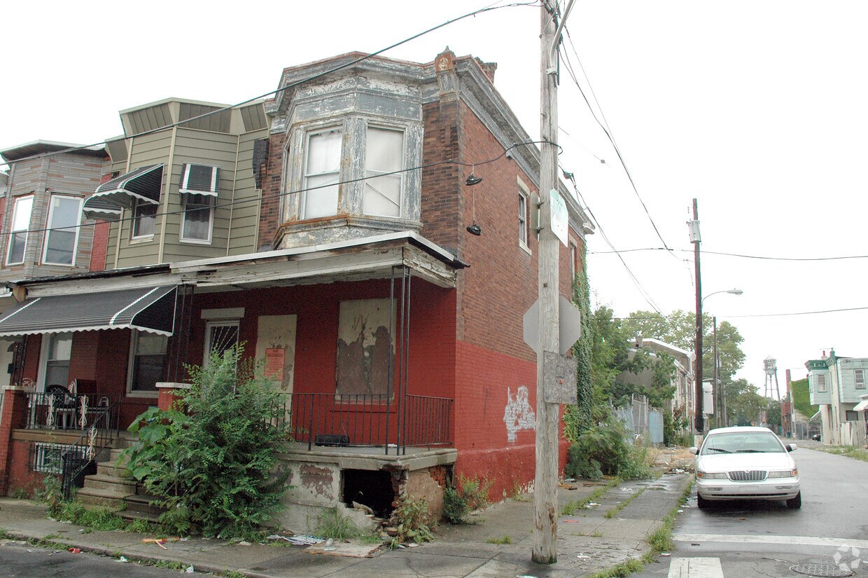 Primary Photo - 6620 Yocum St