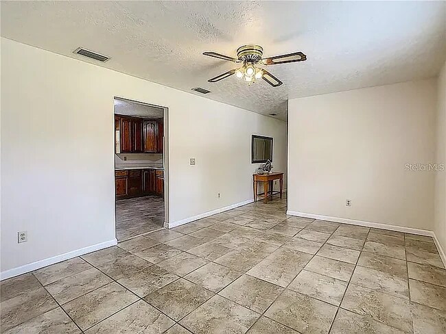 Foto del edificio - 4476 Fairview Ave