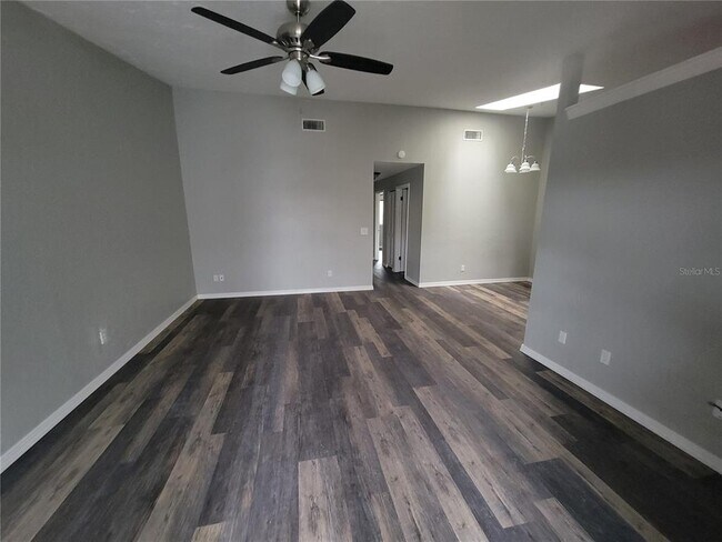 Foto del edificio - 2845 SW 20th St