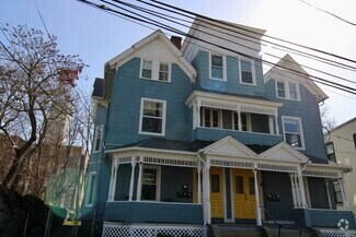 Building Photo - 15 Huntington St