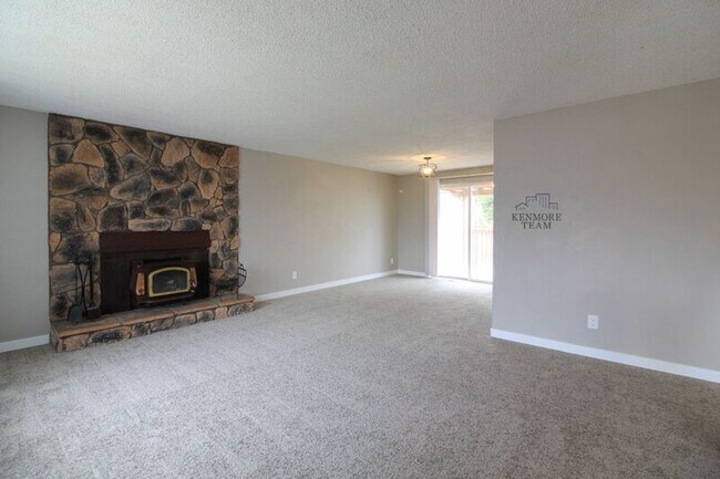 Building Photo - 1439 Rimrock Ave