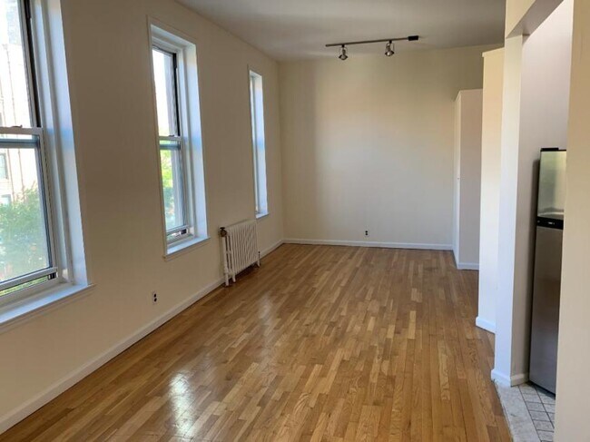 Building Photo - 1 bedroom in NEW YORK NY 10024