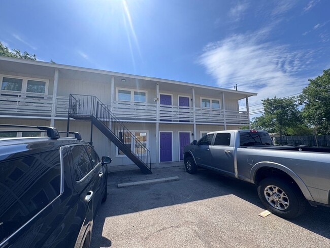Foto del edificio - 1402 N 2nd St
