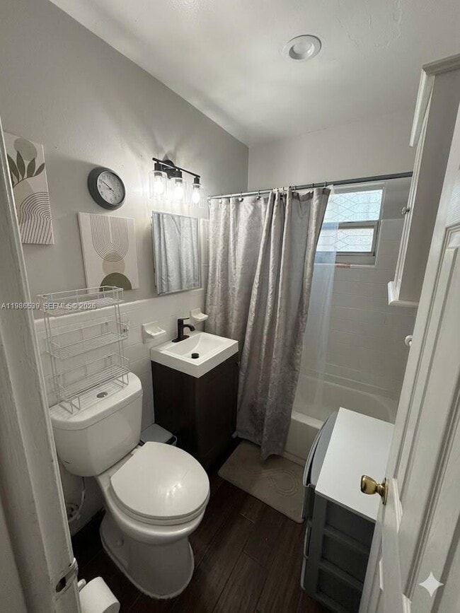 Building Photo - 730 NW 4th Ave