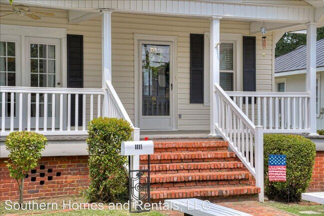 Building Photo - 2 br, 2 bath House - 1111 Adrian St
