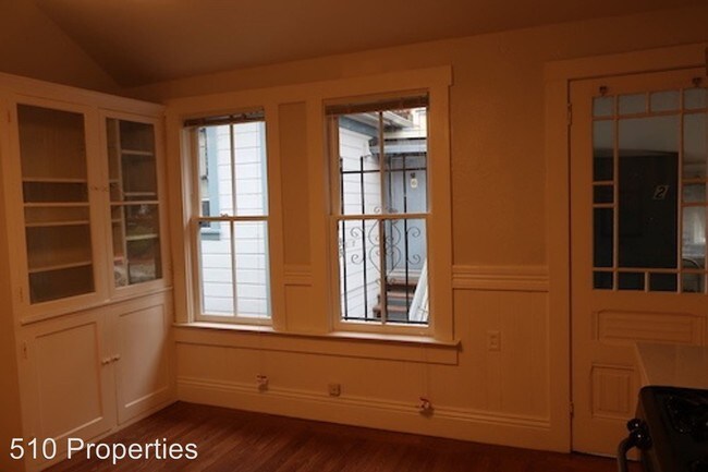 Building Photo - 1849 6th Ave