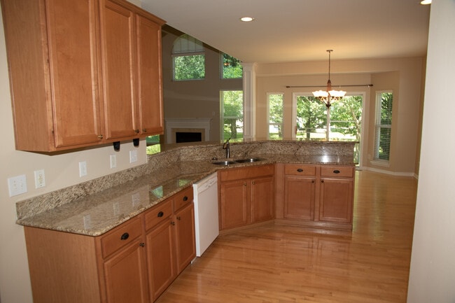 Building Photo - 12584 Autumn Gate Way