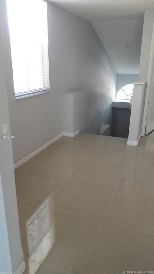 Foto del edificio - 4724 NW 97th Ct