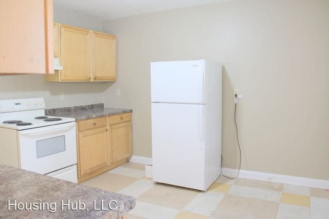 Building Photo - 2 br, 1 bath Apartment - 880 Wilson Ave 88...