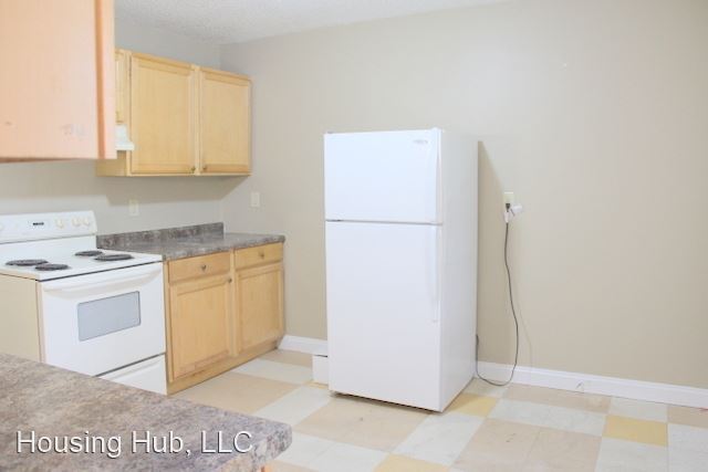 Foto del edificio - 2 br, 1 bath Apartment - 880 Wilson Ave 88...