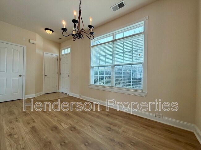 Building Photo - 14008 Lyon Hill Ln