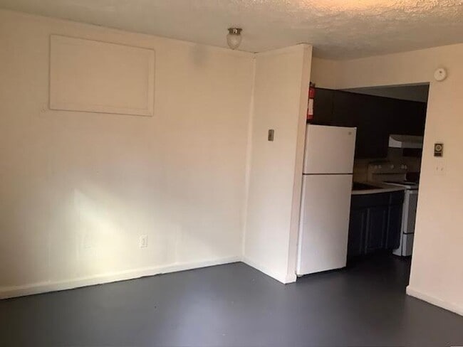 Photo - 13 Rainbow Forest Dr House