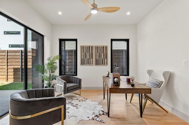 Foto del edificio - 7718 Roper St