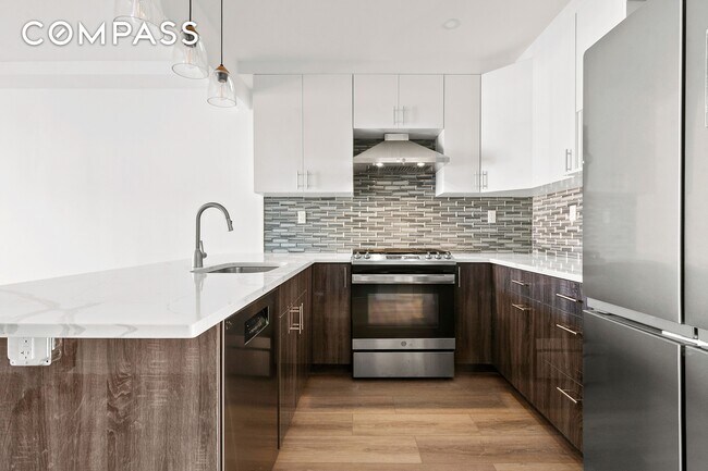 Foto del edificio - 176 12th St