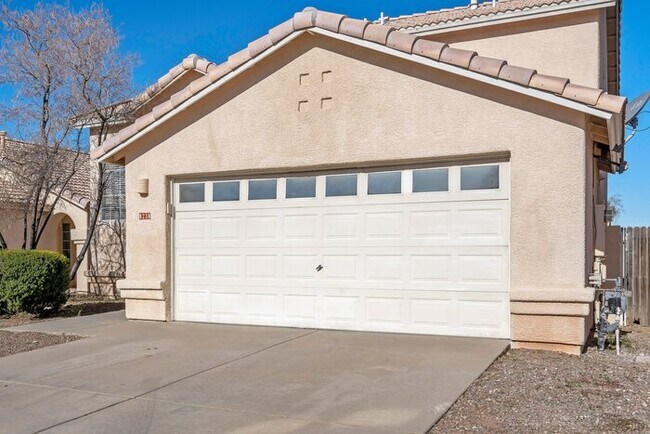 Building Photo - Tucson, AZ - Single-Family - $1,795.00 Ava...