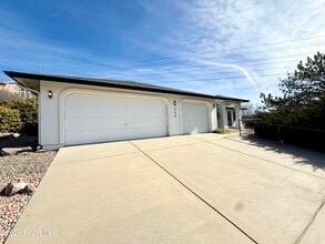 Building Photo - 352 Prescott Dr